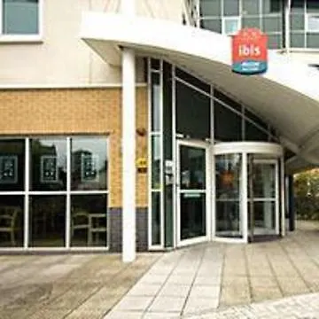 ***  מלון Ibis Cardiff Centre בריטניה