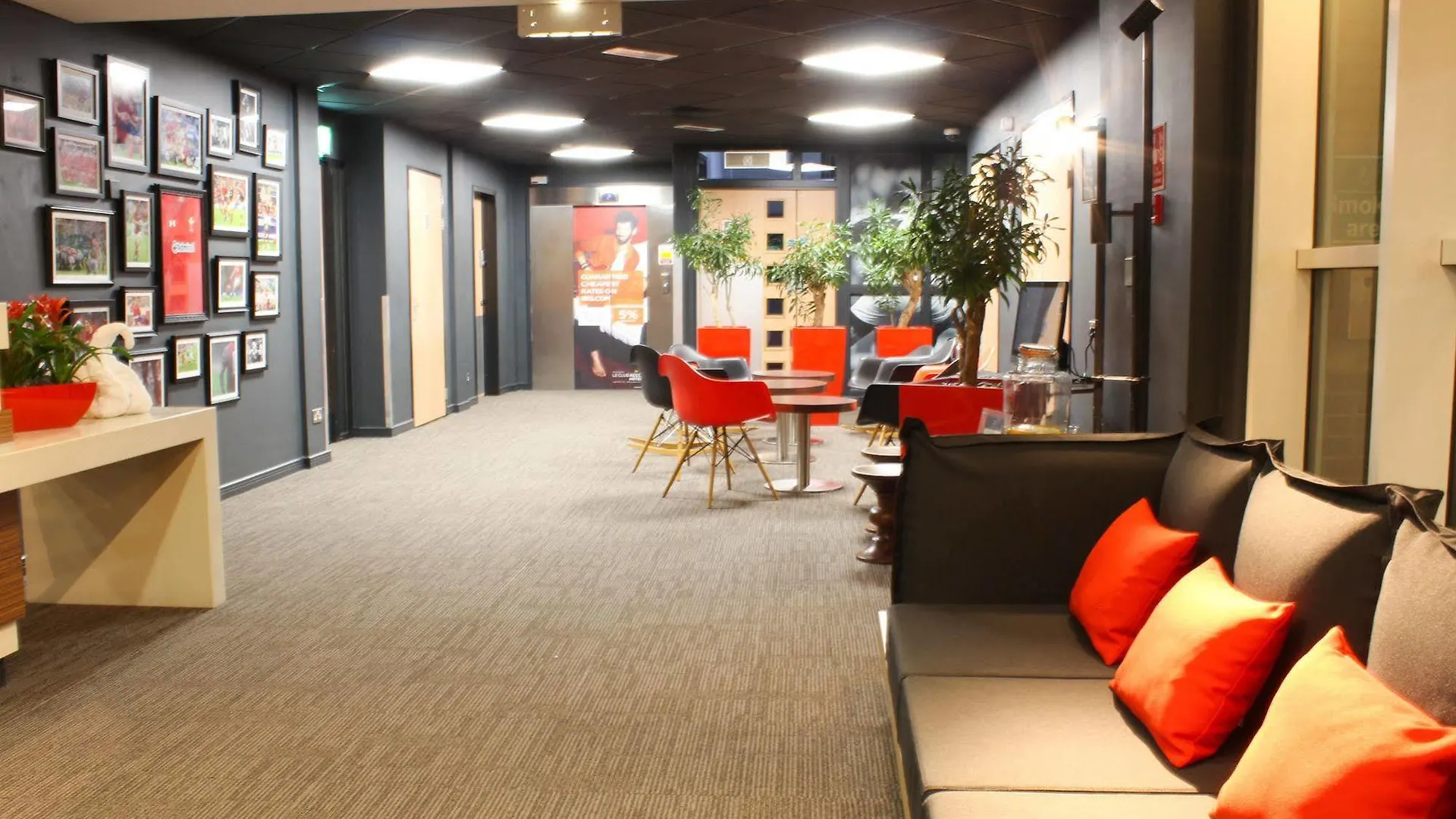 ***  מלון Ibis Cardiff Centre בריטניה